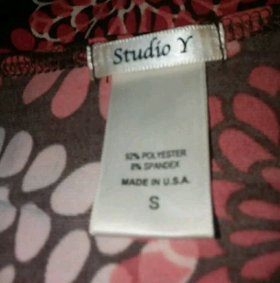 Studio y size small blouse - Picture 2 of 2